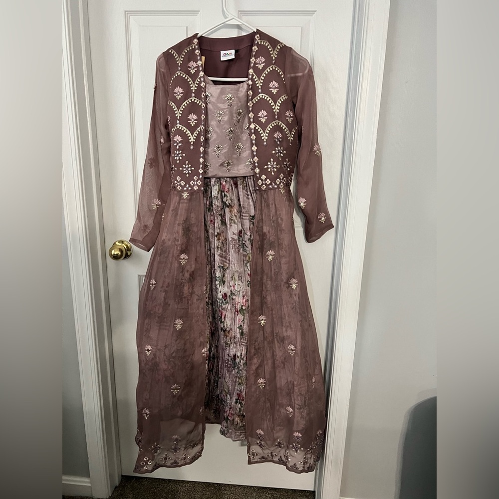Floral Indian Crop Top Indo Western Outfit - Picture 13 of 14